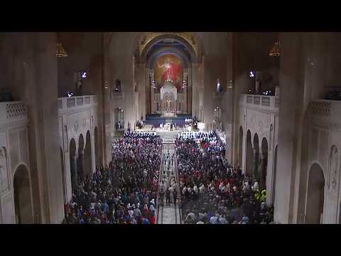 Crown Him with Many Crowns (Diademata)