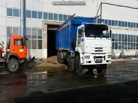 ROSYJSKA MOTORYZACJA - KAMAZ 6560 8x8