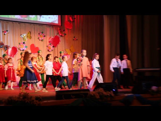 Праздничный концерт «Свет материнской любви»