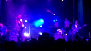 I am the DJ - Neon Trees (Live in Santa Ana)