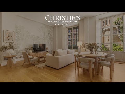 Apartment with an historic character combined with the elegance of modern living on Calle Cister, Málaga