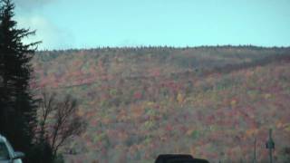 preview picture of video 'Driving Near Bretton Woods, New Hampshire - Colorful mountainside - Oct 2009'