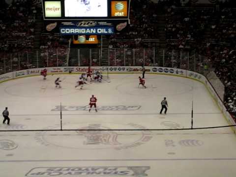 Ozzie Chant  Red Wings vs. Blue Jackets Game 1 2009