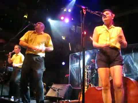 The Class Of '58 - Come Go With Me - Live in Paris