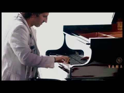 Stephan Moccio Performs October