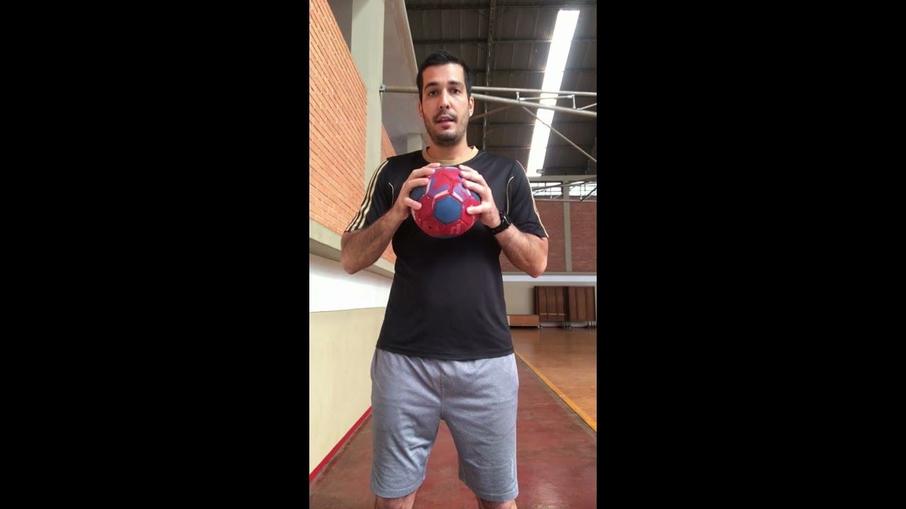 Fundamentos técnicos do Handebol - Drible, recepção, passe e passada
