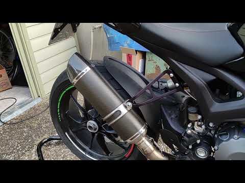 Ducati Monster 1100 Evo SC Project Klappe immer offen.