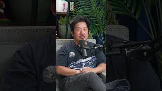 Download lagu Emotional Tribute: Eric Clapton's 'Tears in Heaven' Moment mp3