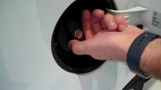 How to unlock a SKODA Citigo fuel cap