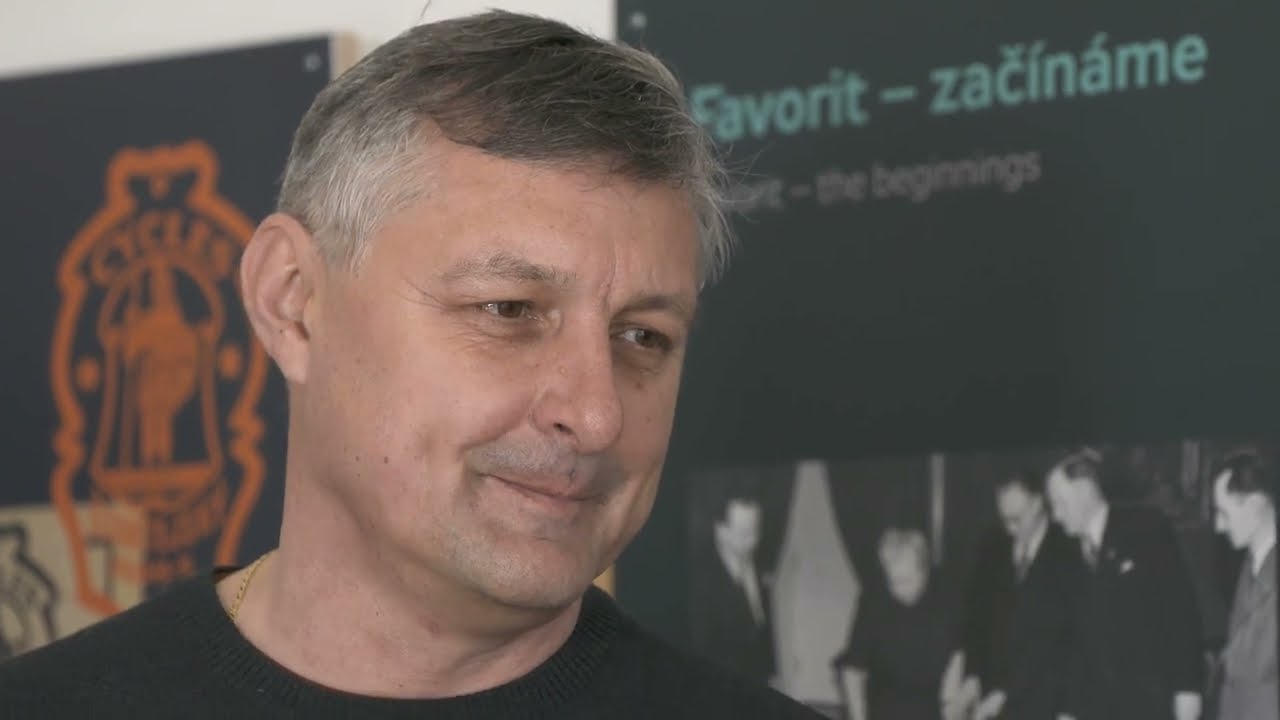 náhled z videa Fenomén Favorit - rozhovor s Jozefem Regecem