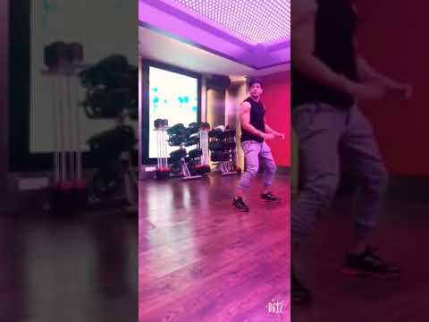 Ameet R Maahi Rough: Rehe...