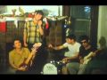 Black Lips - Trapped in a Basement