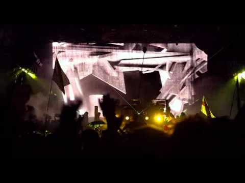 The Chemical Brothers - Live at Glastonbury 2011 (Part 1)