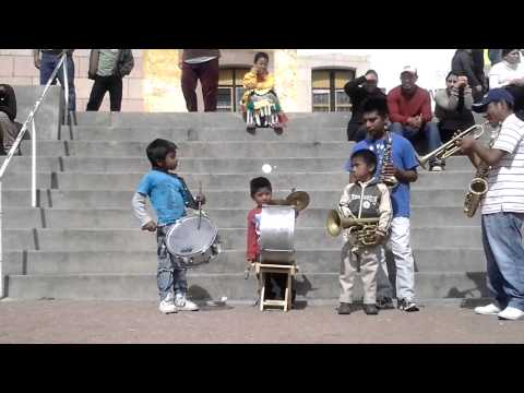 Tamborazo Banda De Niños - Competencia para Los Shakas De La Banda y El Recodo
