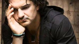 "18 motivos pa dejarte". Quien - Ricardo Arjona