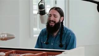 Ron Pope - A Drop In The Ocean (Studio Performance Video)