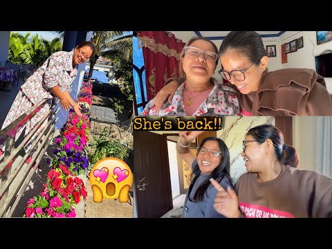 FLOWERS AT HOME😍🏡MERO MOMMY LAI SAMET PO BLOCK RE😂KURA KURAMAI 😂MAILA IS BACK😍