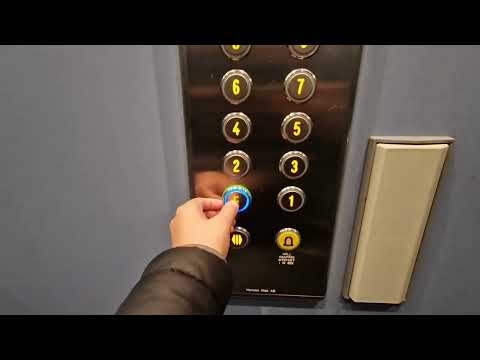 ManKan traction elevator @ Skebokvarnsvägen 311, Högdalen, Stockholm, Sweden