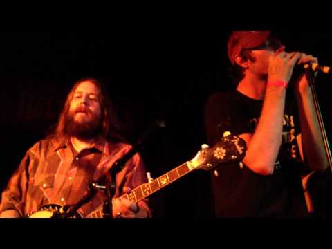 East Cameron Folkcore - "Stupid Bird" Live at Hole in the Wall