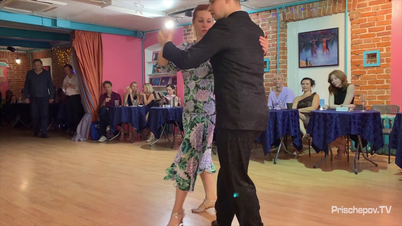 Alex Krupnikov & Ekaterina Lebedeva, Moscow, Milonga Bien Porteña 8.06.2019