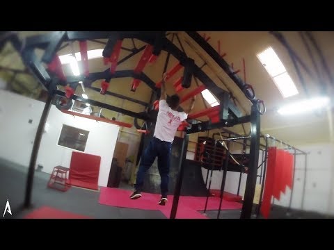 NINJA Training in Liverpool !!! Michele Silvestri at HC:FIT | Ninja Warrior UK Gym - Extreme Workout
