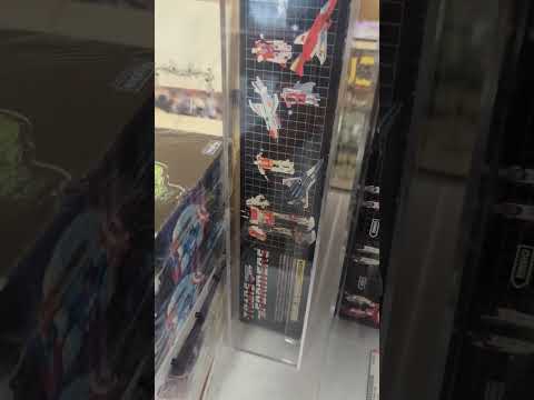 Certifiedlink auction closes tonight! Cards and Games and more! #comiclink