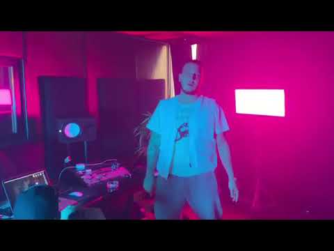 Mozzik feat Luciano (official Audio)