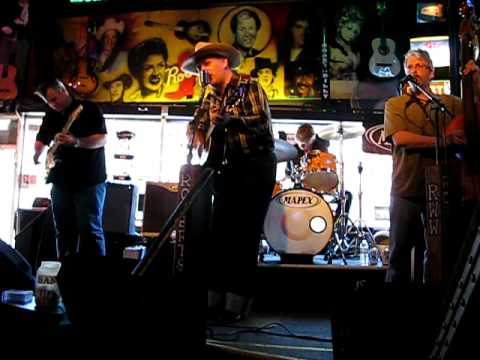 Ike Jonson & the Roadhouse Rangers at Robert's Western World, Nashville 05.22.10