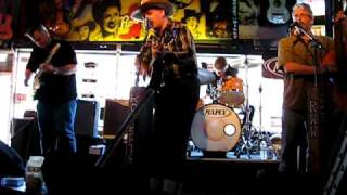 Ike Jonson & the Roadhouse Rangers at Robert's Western World, Nashville 05.22.10