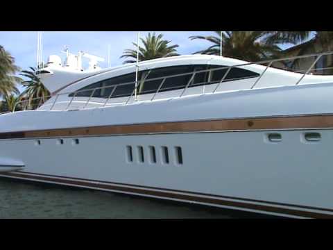Beautiful Motor Yacht (Mangusta 108)