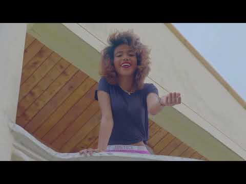 AALIYAH STEPHANE x KELECHI AFRICANA - NAKUMENZA