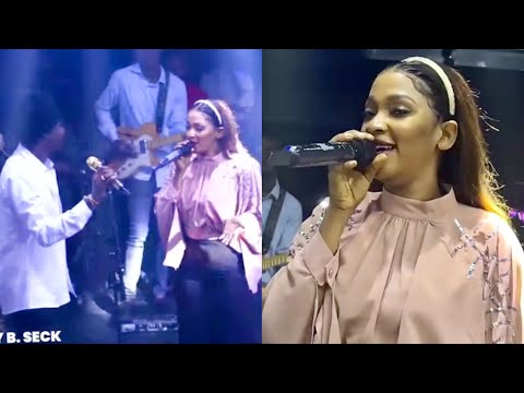 Incroyable Duo entre Wally Seck et la chanteuse Guinéenne Djéli Kaba Bintou femme de Azaya au vogue