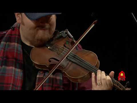 Erin Enderlin @ Red Barn Radio!