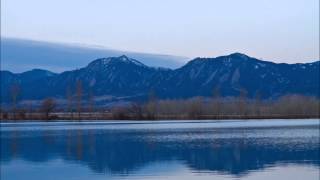 preview picture of video 'Flatirons Reflections Boulder Colorado Time Lapse Video'