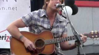 Keith Urban - Only You Can Love Me This Way - Live @ Verizon Wireless Store in Pasadena CA