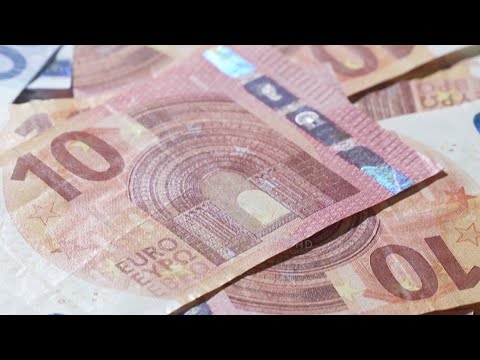 Kursi këmbimit valutor, euroja rikthehet në 100 lekë pas më shumë se një viti