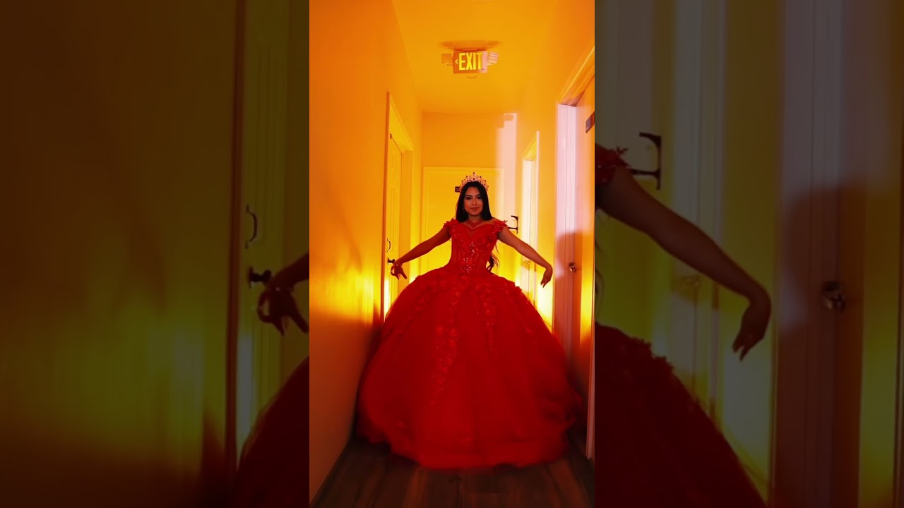 Promotional video thumbnail 1 for Dancer On Stilts
