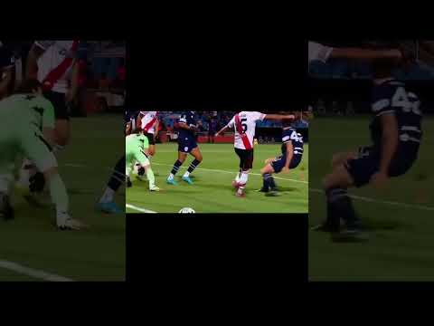 Santiago Beltrán, algunas atajadas que lo convirtieron en la gran revelación del fútbol argentino
