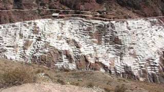 preview picture of video 'Hand terraced  Salt Ponds, Peru- Valley and River Pt 1'