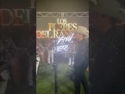 Giovanny Ayala y Los plebes del rancho de Ariel Camacho - Duren