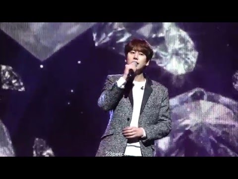 [23%]160312 Benz 콘서트 광화문에서 규현(KYUHYUN) 직캠
