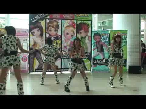 00017_AWDS4_Lunar_Rose.mp4