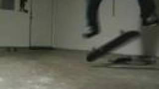 You wish you're kickflips were this clean at 10:30 at night