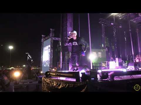 J Perry performing at Miami Carnival 2022