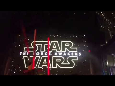 STAR WARS THE FORCE AWAKENS FINAL TRAILER CROWD REACTION AT DOWNTOWN DISNEY