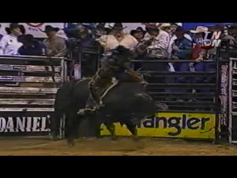 Beau Lindley vs Gusto - 02 PBR Finals (91 pts)