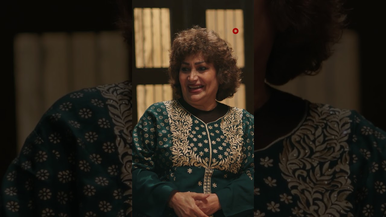 فيديو | الذهب لأم الذهب   أبوسامي يجيب هدية لأمه