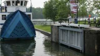 preview picture of video 'Rideau Canal - Newboro Lockstation to Narrows Lock'