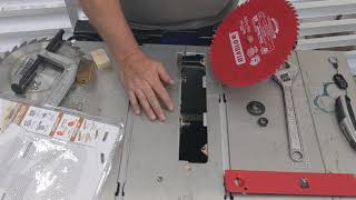 How to replace a table saw blade when the factory tool set is missing