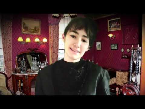 Wohnzimmerbühne Mrs. Grantham